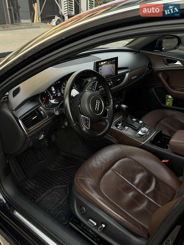Седан Audi A6 2015 в Рівному