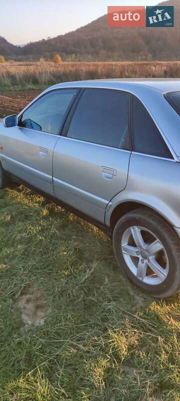 Седан Audi A6 1995 в Коломые