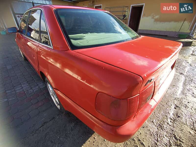Седан Audi A6 1995 в Сухоставі