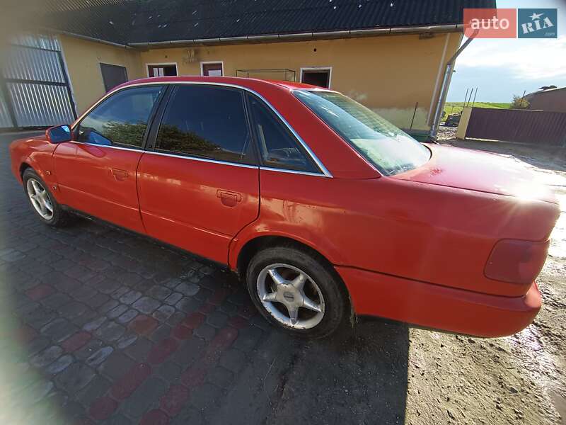 Седан Audi A6 1995 в Сухоставі