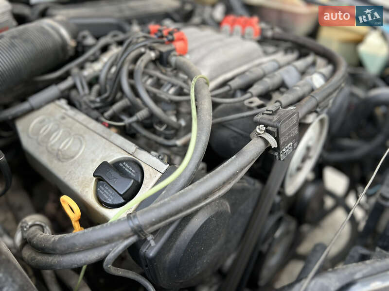 Універсал Audi A6 1995 в Новояворівську