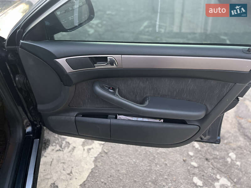 Універсал Audi A6 2001 в Миколаєві