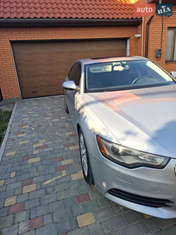 Седан Audi A6 2013 в Маяках