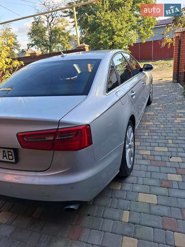 Седан Audi A6 2013 в Маяках