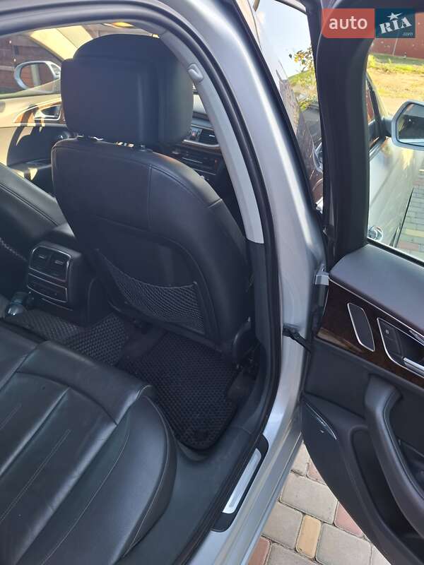 Седан Audi A6 2013 в Маяках