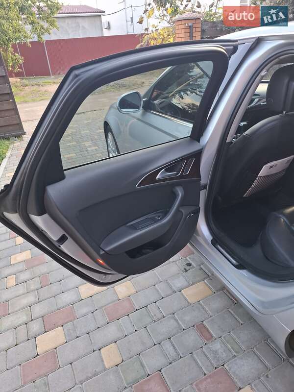 Седан Audi A6 2013 в Маяках