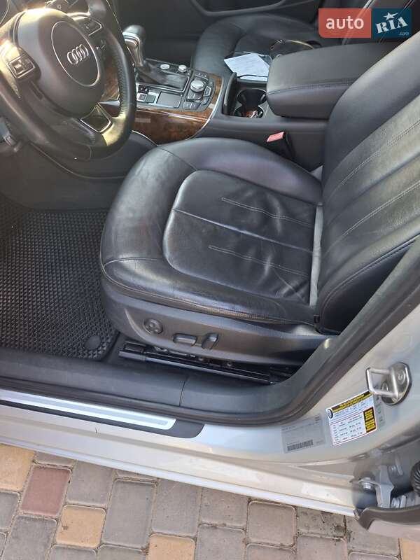 Седан Audi A6 2013 в Маяках