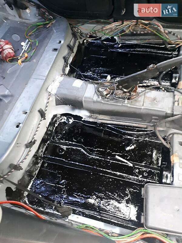 Седан Audi A6 1998 в Бродах фото 5 Седан Audi A6 1998 в Бродах