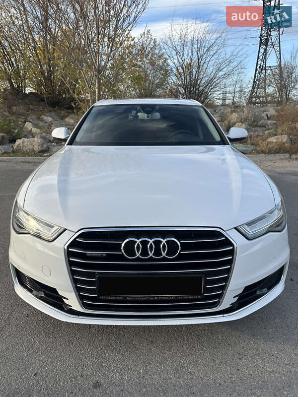 Седан Audi A6 2016 в Днепре