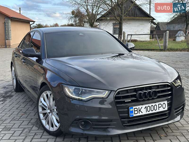 Седан Audi A6 2011 в Сарнах