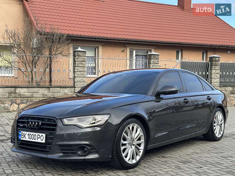 Седан Audi A6 2011 в Сарнах