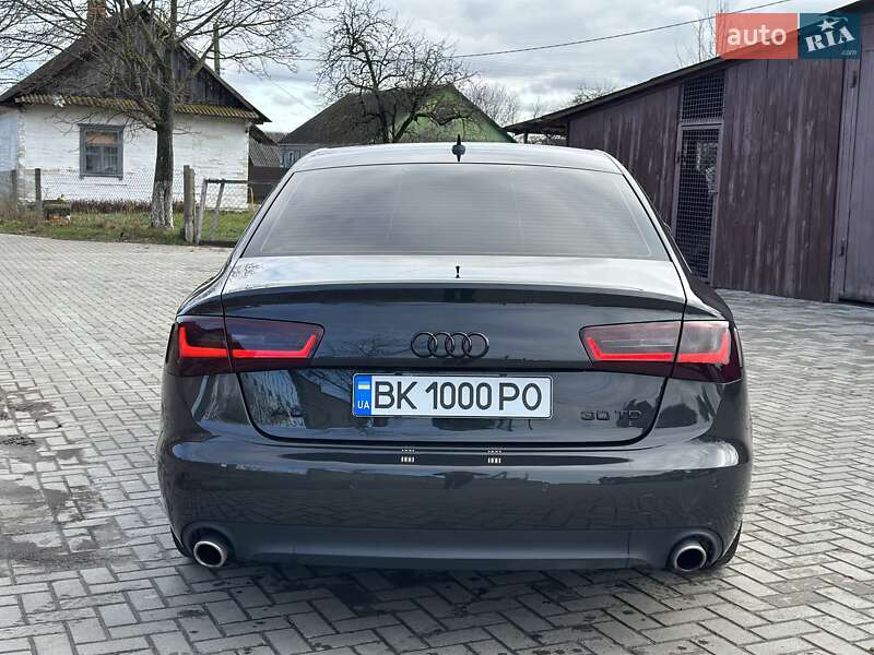 Седан Audi A6 2011 в Сарнах