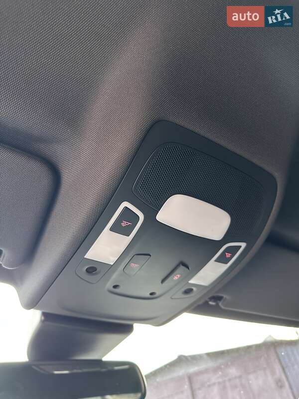 Седан Audi A6 2011 в Сарнах