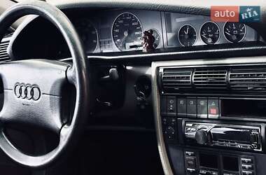 Седан Audi A6 1997 в Звягеле