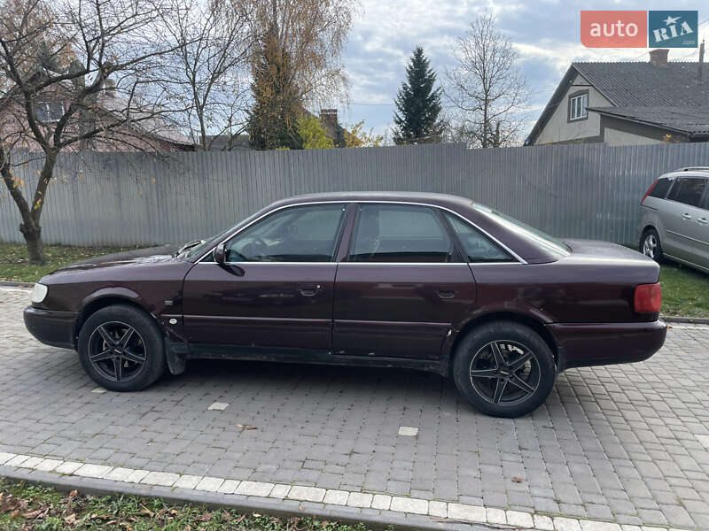 Седан Audi A6 1995 в Чернівцях