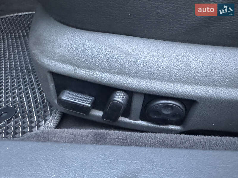 Универсал Audi A6 2001 в Луцке