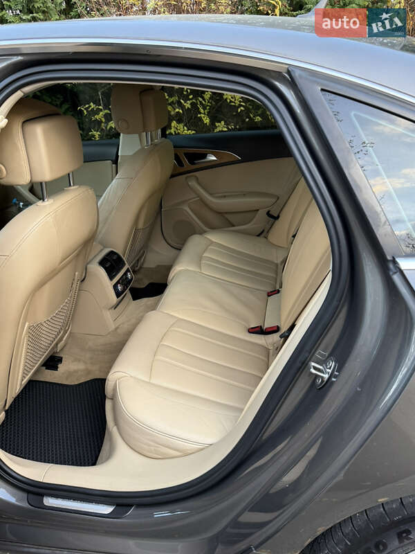 Седан Audi A6 2011 в Ровно