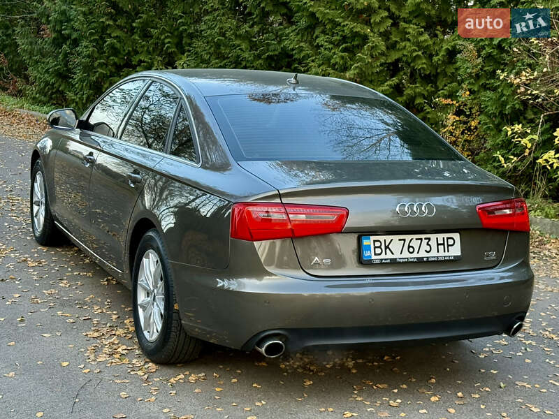 Седан Audi A6 2011 в Ровно