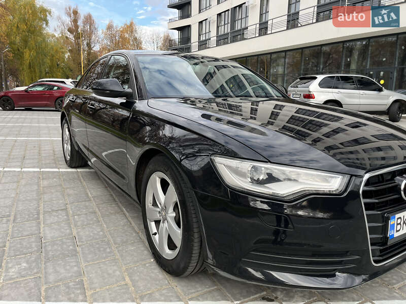 Седан Audi A6 2014 в Ровно