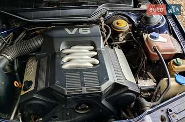 Седан Audi A6 1995 в Киеве