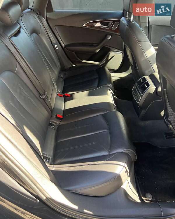 Седан Audi A6 2015 в Рівному