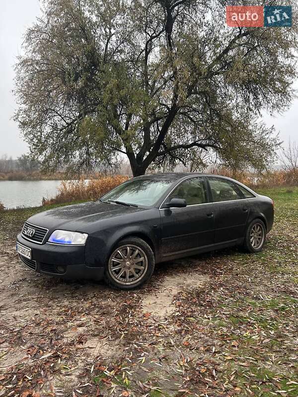 Седан Audi A6 2004 в Краснограде