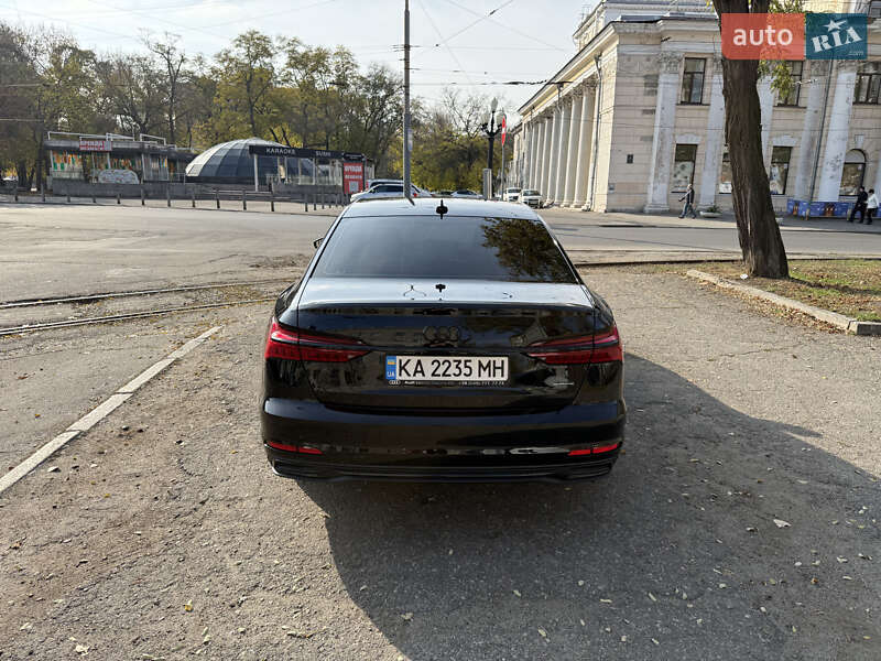Седан Audi A6 2023 в Днепре