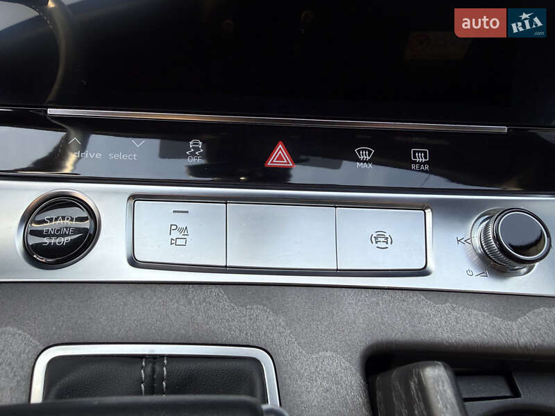 Седан Audi A6 2023 в Днепре