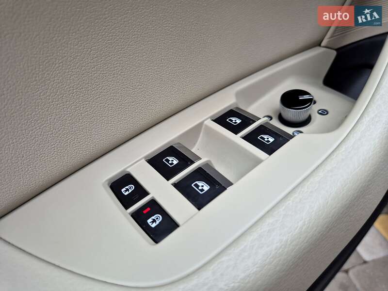 Универсал Audi A6 2019 в Киеве