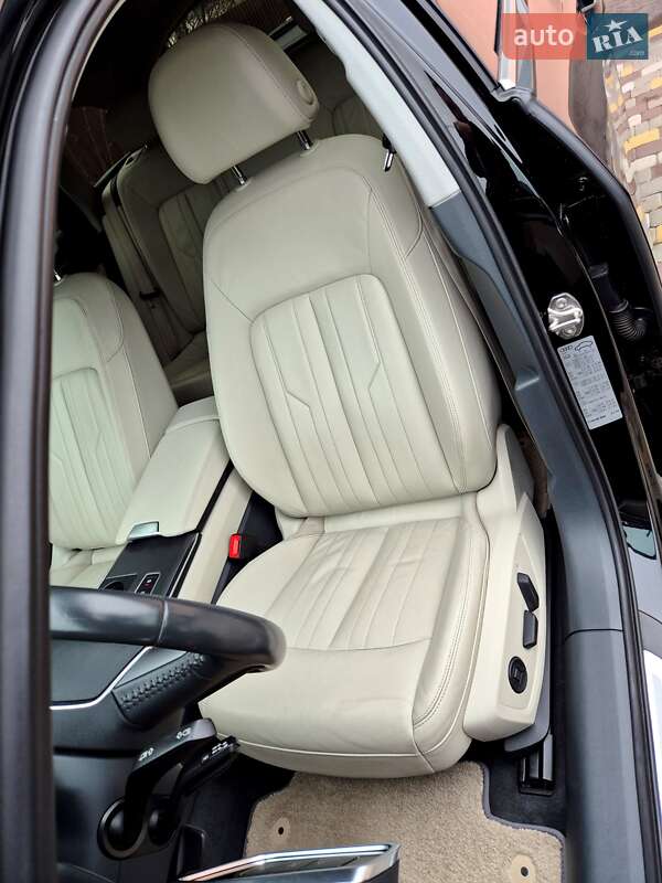 Универсал Audi A6 2019 в Киеве