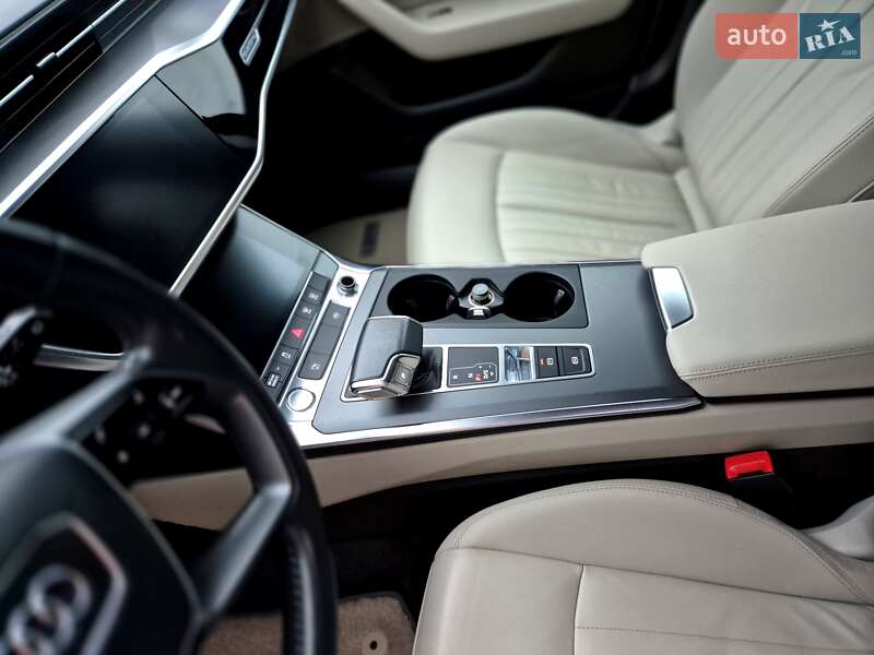 Универсал Audi A6 2019 в Киеве