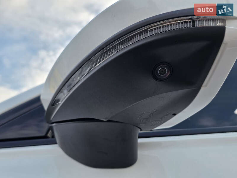 Седан Audi A6 2021 в Черновцах