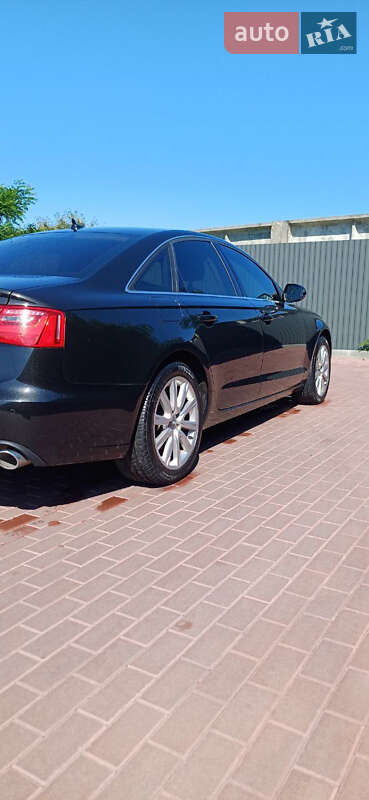 Седан Audi A6 2011 в Сарнах