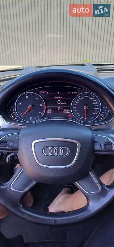 Седан Audi A6 2011 в Сарнах