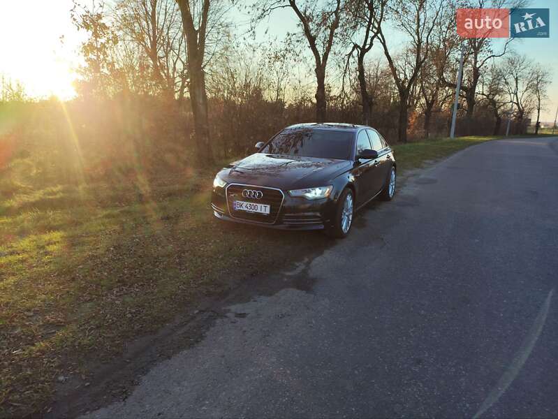 Седан Audi A6 2013 в Новояворівську