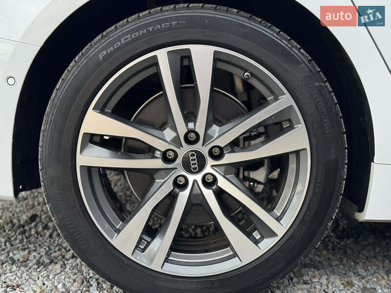 Седан Audi A6 2021 в Луцке