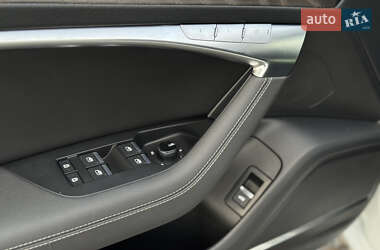 Седан Audi A6 2021 в Луцке