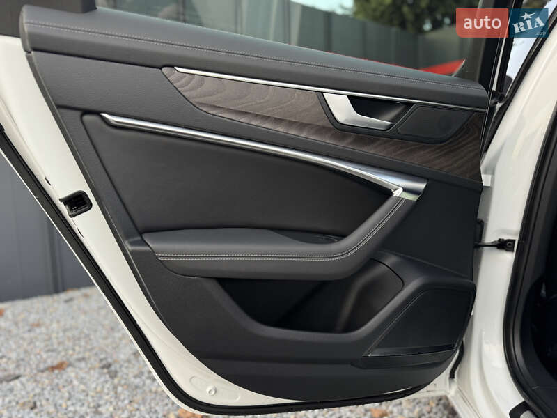 Седан Audi A6 2021 в Луцке
