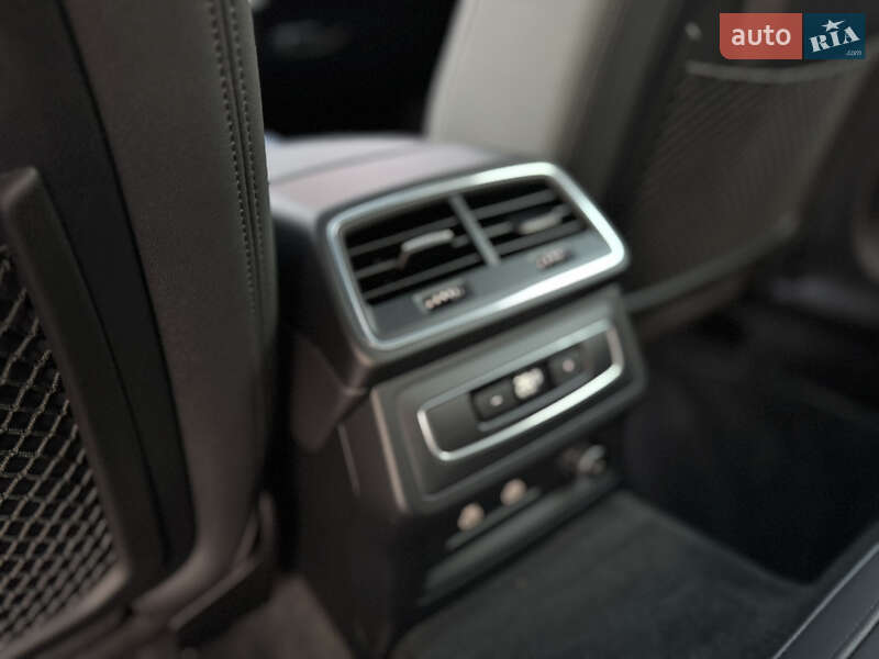 Седан Audi A6 2021 в Луцке
