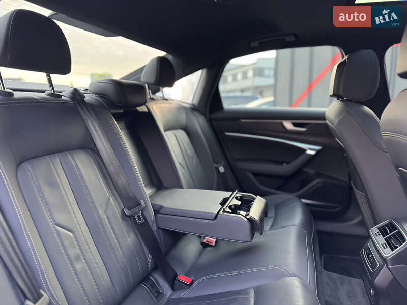 Седан Audi A6 2021 в Луцке