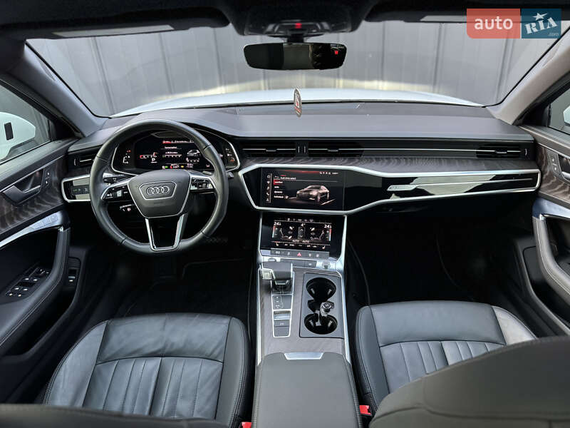 Седан Audi A6 2021 в Луцке