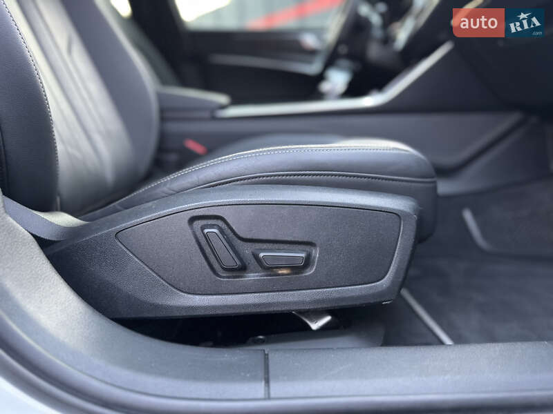 Седан Audi A6 2021 в Луцке