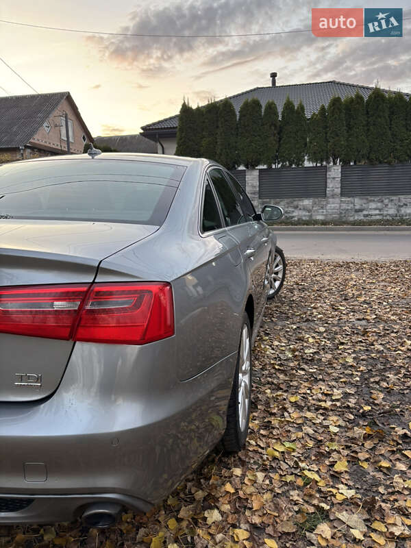 Седан Audi A6 2014 в Ровно