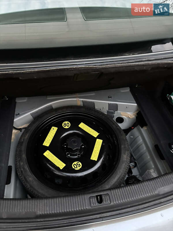 Седан Audi A6 2014 в Ровно