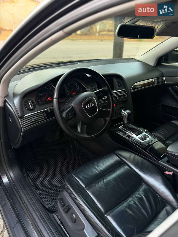 Седан Audi A6 2004 в Запорожье
