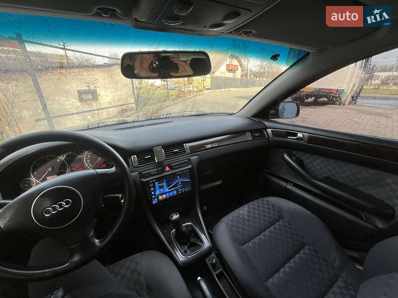 Седан Audi A6 2002 в Долине