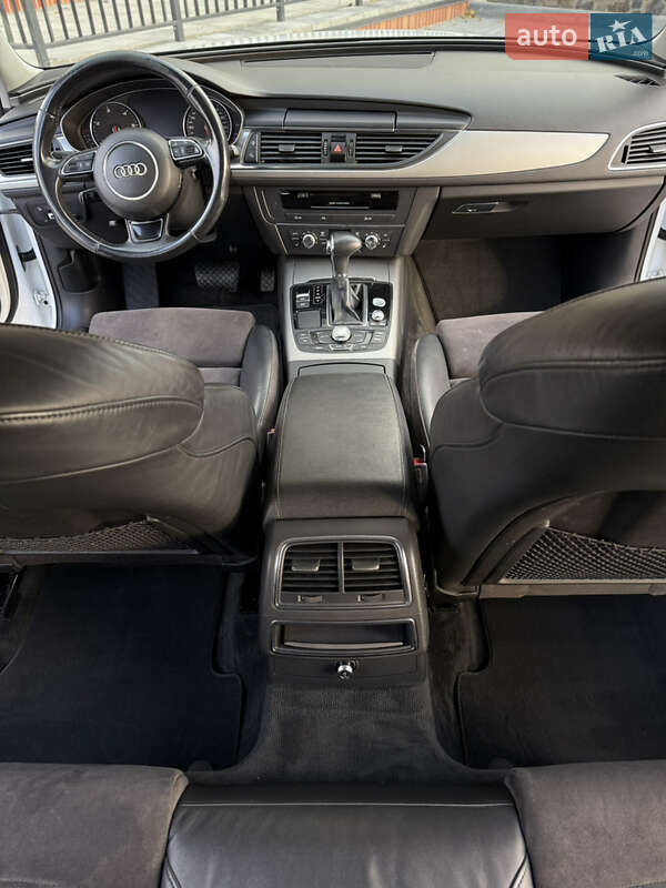 Седан Audi A6 2011 в Самборе