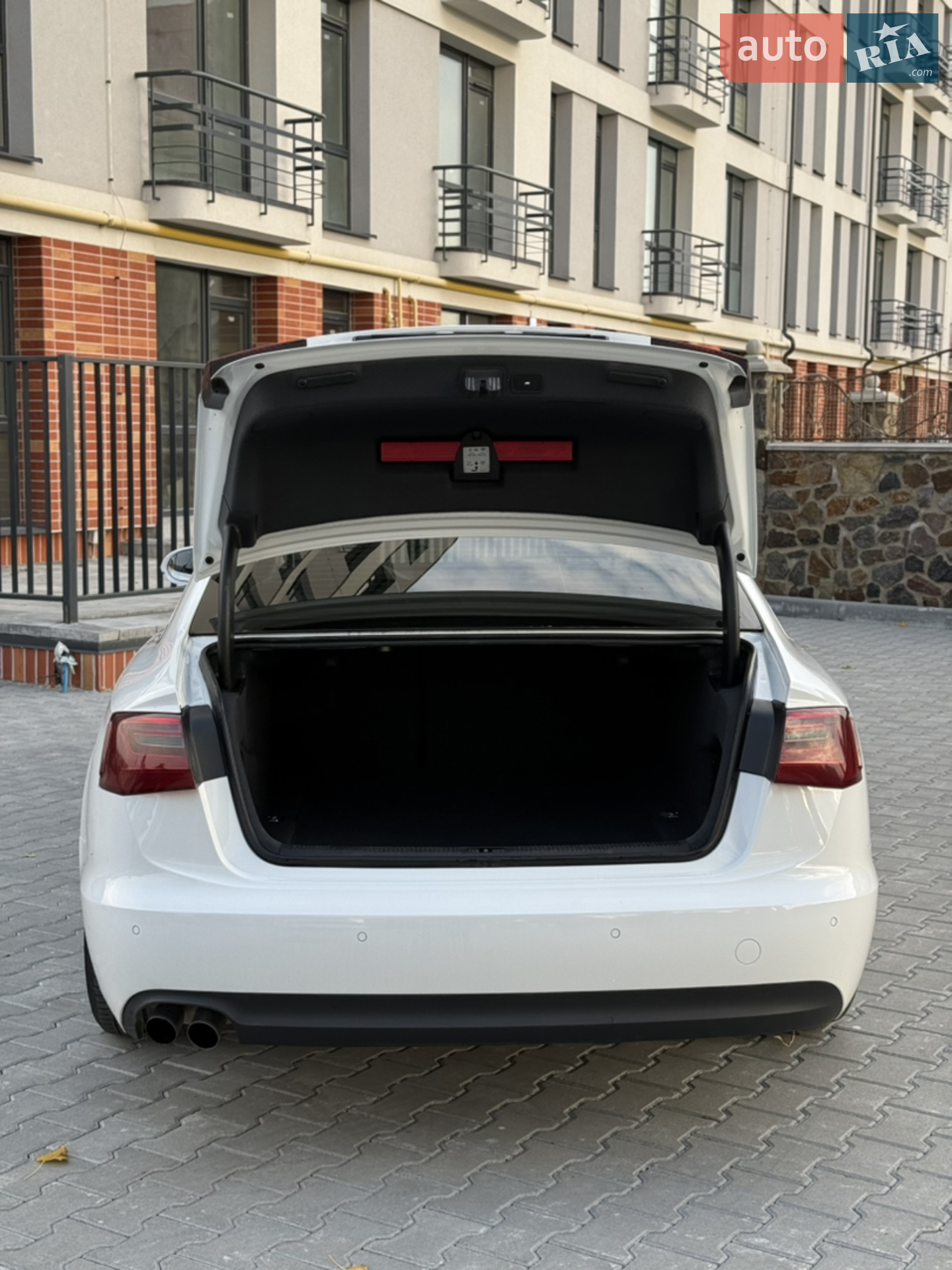 2011 Audi A6 - мініатюра 18