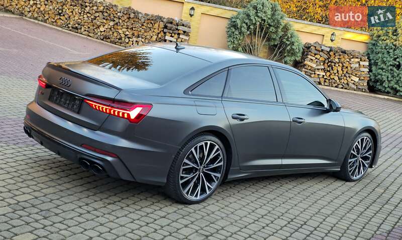 Седан Audi A6 2018 в Мукачевому