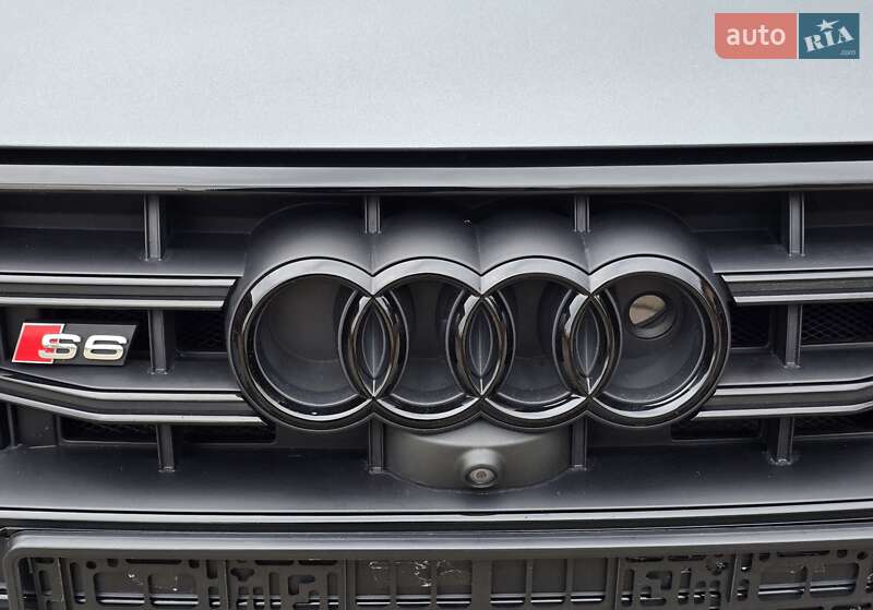 Седан Audi A6 2018 в Мукачевому